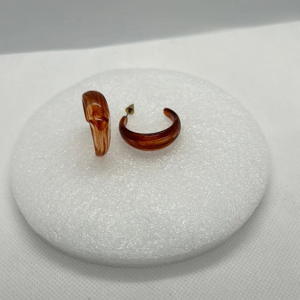 Chic Brown Marbled Acetate Hoop Earrings